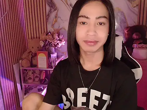 Snapshot of Lemonadexxx chatting on September 18, 10:17 am Lemonadexxx online show from September 18, 10:17 am