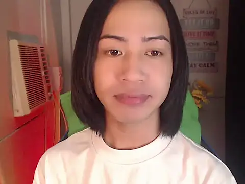 Snapshot of Lemonadexxx chatting on November 13, 5:50 am Lemonadexxx online show from November 13, 5:50 am