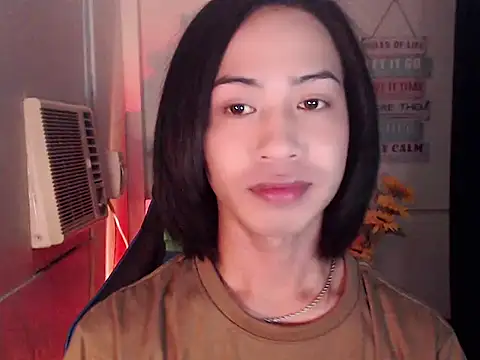 Snapshot of Lemonadexxx chatting on November 14, 8:24 am Lemonadexxx online show from November 14, 8:24 am