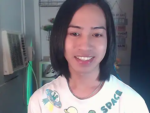 Snapshot of Lemonadexxx chatting on November 28, 7:05 pm Lemonadexxx online show from November 28, 7:05 pm