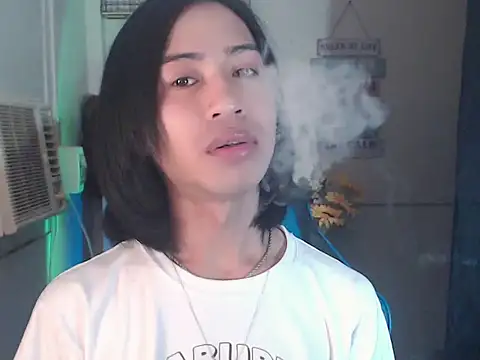 Snapshot of Lemonadexxx chatting on November 30, 2:21 pm Lemonadexxx online show from November 30, 2:21 pm