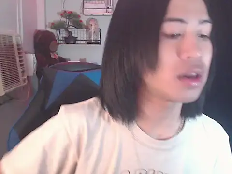 Snapshot of Lemonadexxx chatting on December 5, 10:57 am Lemonadexxx online show from December 5, 10:57 am