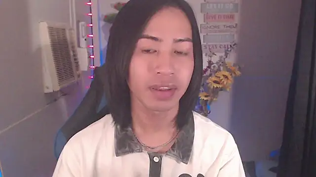 Snapshot of Lemonadexxx chatting on December 18, 12:33 pm Lemonadexxx online show from December 18, 12:33 pm