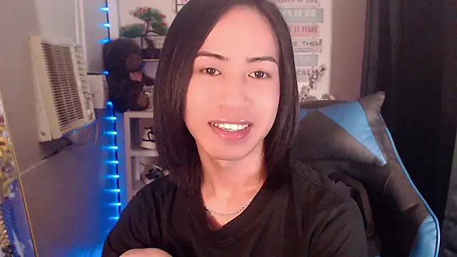 Snapshot of Lemonadexxx chatting on January 7, 8:06 am Lemonadexxx online show from January 7, 8:06 am