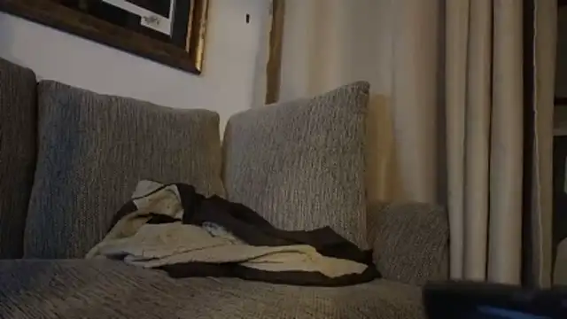 Snapshot of CDforU chatting on January 16, 1:42 am CDforU online show from January 16, 1:42 am