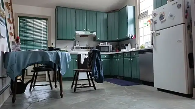 Snapshot of CDforU chatting on February 19, 4:36 pm CDforU online show from February 19, 4:36 pm