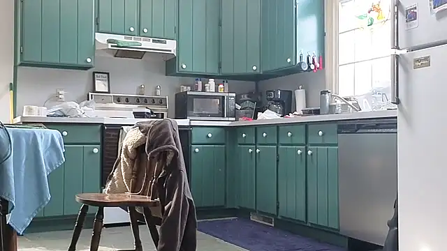 Snapshot of CDforU chatting on February 26, 2:16 pm CDforU online show from February 26, 2:16 pm