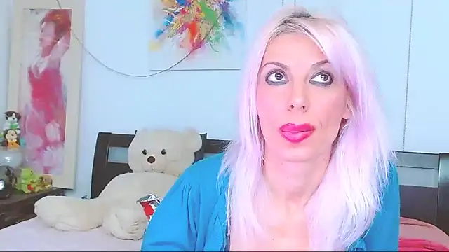 HoneyLara online show from October 28, 10:23 pm