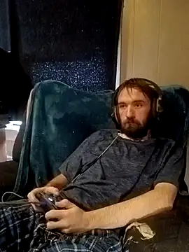 ShadowyTube online show from February 2, 11:11 pm