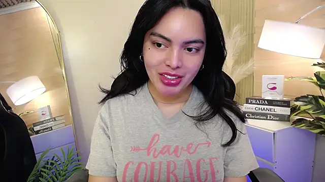 Snapshot of HotstuffCherrySummer chatting on January 14, 11:53 am HotstuffCherrySummer online show from January 14, 11:53 am