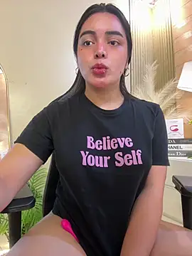 Snapshot of HotstuffCherrySummer chatting on February 20, 5:44 am HotstuffCherrySummer online show from February 20, 5:44 am