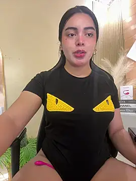 Snapshot of HotstuffCherrySummer chatting on February 27, 6:18 am HotstuffCherrySummer online show from February 27, 6:18 am