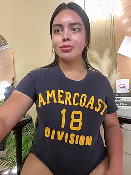 Snapshot of HotstuffCherrySummer chatting on March 18, 5:31 am HotstuffCherrySummer online show from March 18, 5:31 am