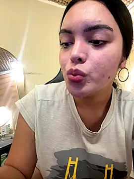 Snapshot of HotstuffCherrySummer chatting on November 21, 8:02 am HotstuffCherrySummer online show from November 21, 8:02 am