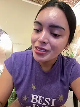 HotstuffCherrySummer online show from February 24, 9:07 am