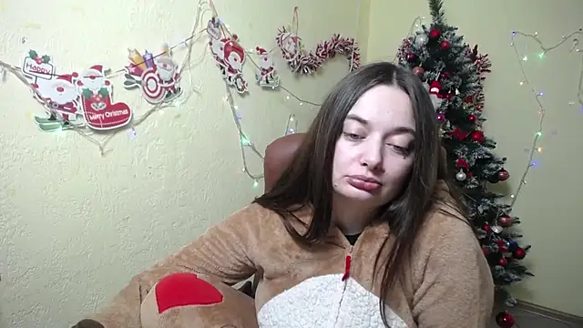 Snapshot of MilanaPrice chatting on December 24, 10:28 pm MilanaPrice online show from December 24, 10:28 pm