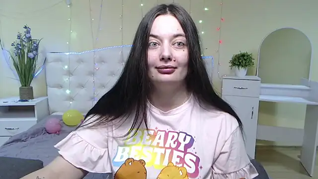 Snapshot of MilanaPrice chatting on January 25, 6:57 pm MilanaPrice online show from January 25, 6:57 pm