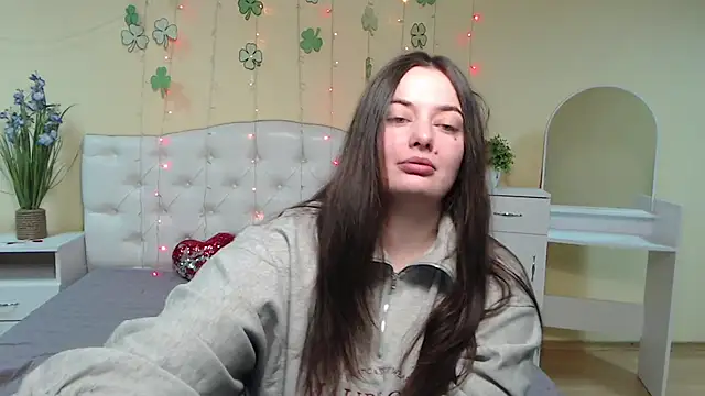 Snapshot of MilanaPrice chatting on March 20, 6:30 am MilanaPrice online show from March 20, 6:30 am