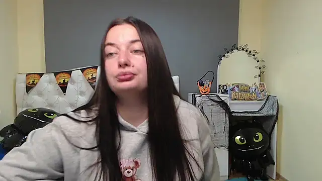 Snapshot of MilanaPrice chatting on October 18, 11:11 am MilanaPrice online show from October 18, 11:11 am