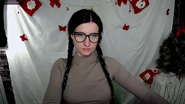 MaryEm976 online show from January 5, 8:43 am