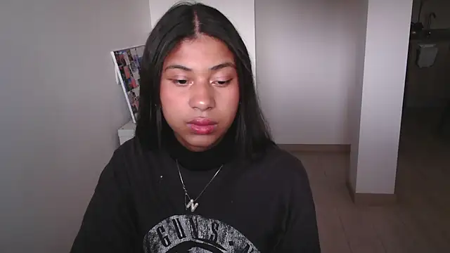 dark enchantress  online show from January 11, 9:57 pm