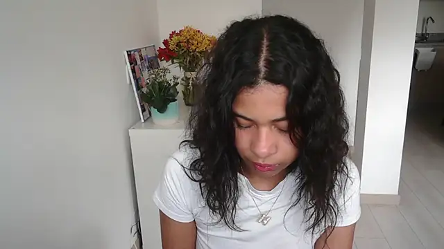 dark enchantress  online show from January 14, 10:12 pm