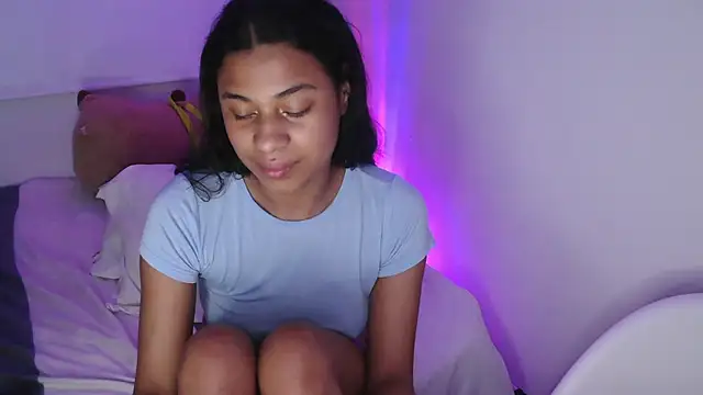 dark enchantress  online show from March 18, 3:09 am