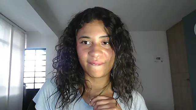 dark enchantress  online show from October 22, 10:09 pm