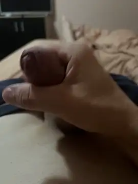 Snapshot of LoudPony chatting on November 2, 6:27 am LoudPony online show from November 2, 6:27 am