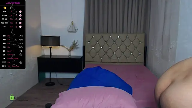 AyeshaFUCKguys online show from February 7, 2:19 am