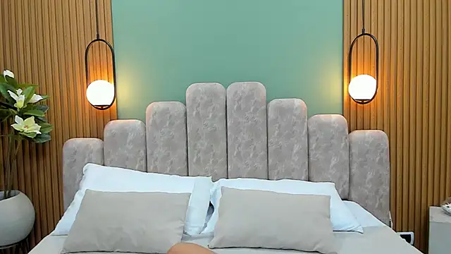 Snapshot of NicoleBlum chatting on February 18, 4:16 pm NicoleBlum online show from February 18, 4:16 pm