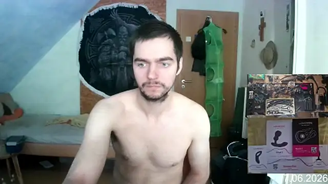 Snapshot of Chris23547 chatting on June 17, 3:24 pm Chris23547 online show from June 17, 3:24 pm