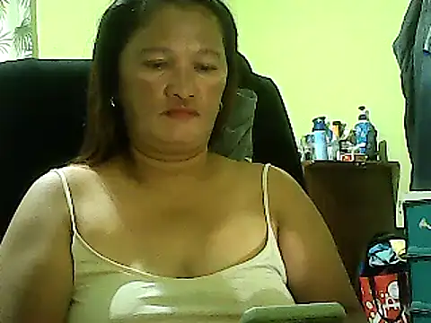 hott scarlett online show from February 9, 8:33 am