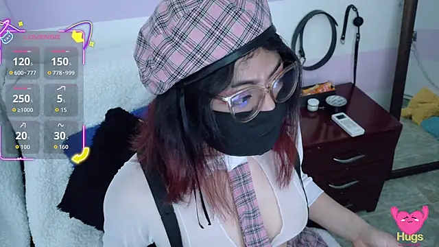 Catwhite  online show from November 11, 7:36 pm