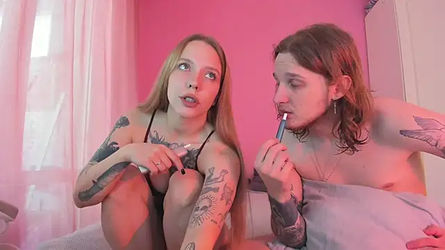 Snapshot of keyli_ink chatting on December 1, 6:18 am keyli ink online show from December 1, 6:18 am