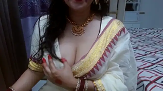 Snapshot of Lovelywife786 chatting on April 12, 5:40 pm Lovelywife786 online show from April 12, 5:40 pm