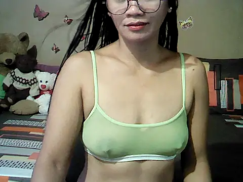 Mia Rein online show from April 4, 1:15 am