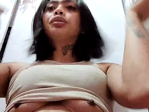 Snapshot of TSqueenOfCUM chatting on March 13, 5:36 am TSqueenOfCUM online show from March 13, 5:36 am