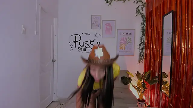 hornyprincess   online show from October 8, 6:05 pm