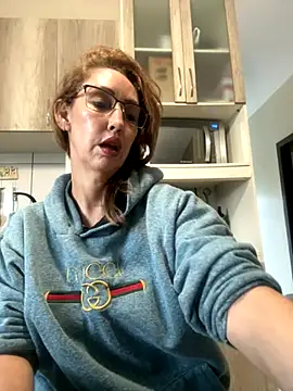 RAIRAsexy online show from November 9, 8:51 pm