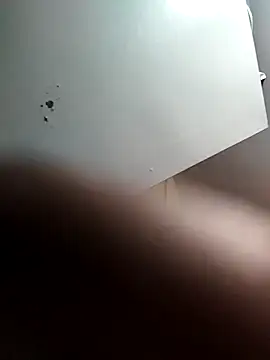 Snapshot of mkea007 chatting on February 2, 1:12 am mkea007 online show from February 2, 1:12 am