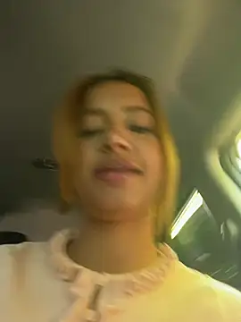 Snapshot of belaa_1 chatting on April 1, 3:31 pm belaa 1 online show from April 1, 3:31 pm