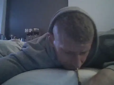 iamsex6969 online show from October 3, 1:35 am