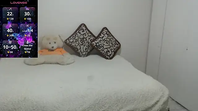 MargotLot online show from October 25, 12:13 pm