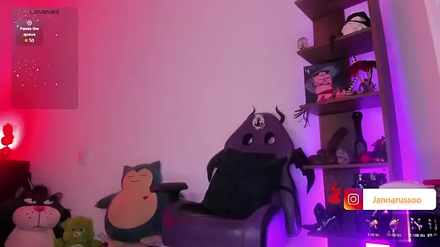 EmmaRusso online show from April 8, 7:36 pm