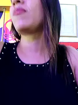 Snapshot of Nanybaker95 chatting on December 1, 8:42 pm Nanybaker95 online show from December 1, 8:42 pm