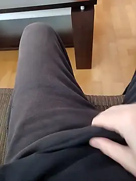 150878max online show from April 9, 12:54 pm