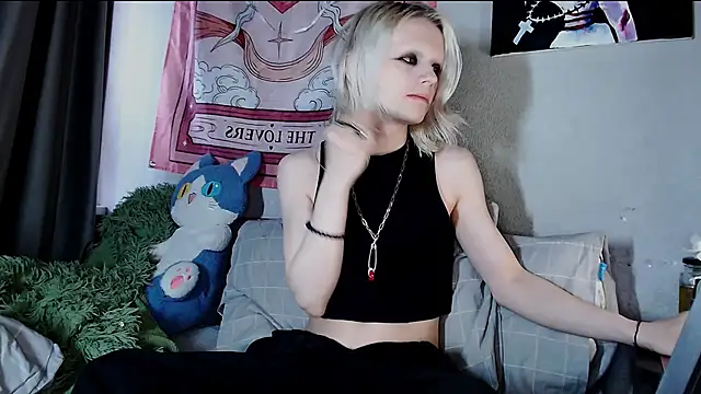 Alien Bella online show from May 22, 7:48 am