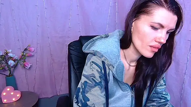 MilaLoona online show from February 22, 7:29 am