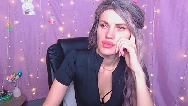 MilaLoona online show from April 10, 6:07 am